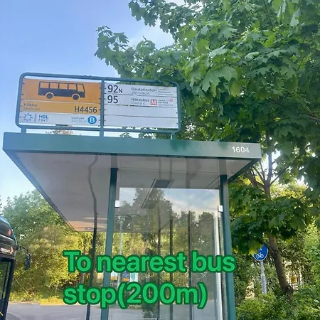 Modern Studio, Private Free Parking ,near Metro Apartment