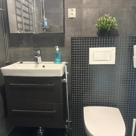 Apartment Modern Studio, Private Free Parking ,near Metro Helsinki