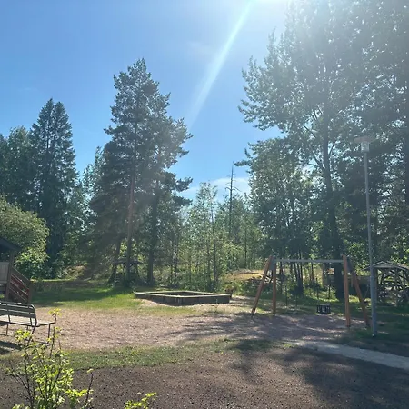 Modern Studio, Private Free Parking ,near Metro