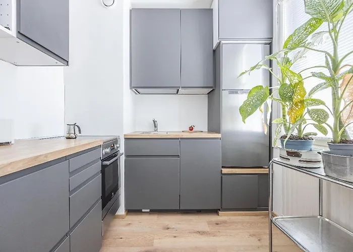 Modern Flat Your Parking Space And Metro Nearby هلسنكي