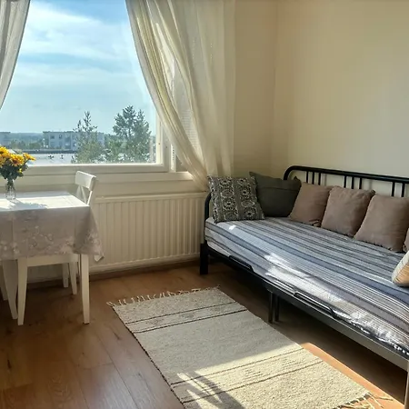 Modern Studio, Private Free Parking ,near Metro Helsinki